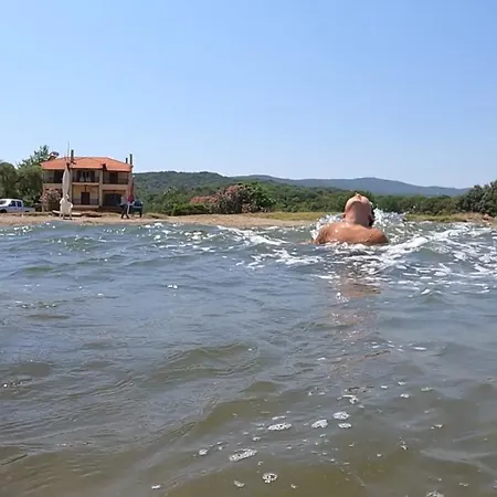 Apartment Stathis Beachfront