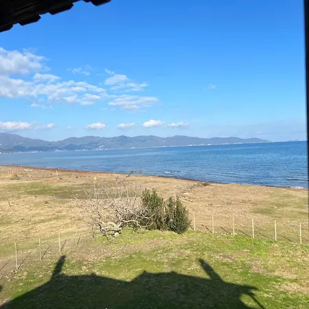 Stathis Beachfront Ierissos