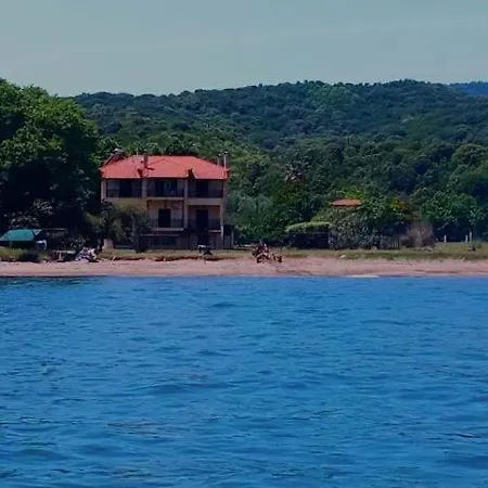 Stathis Beachfront